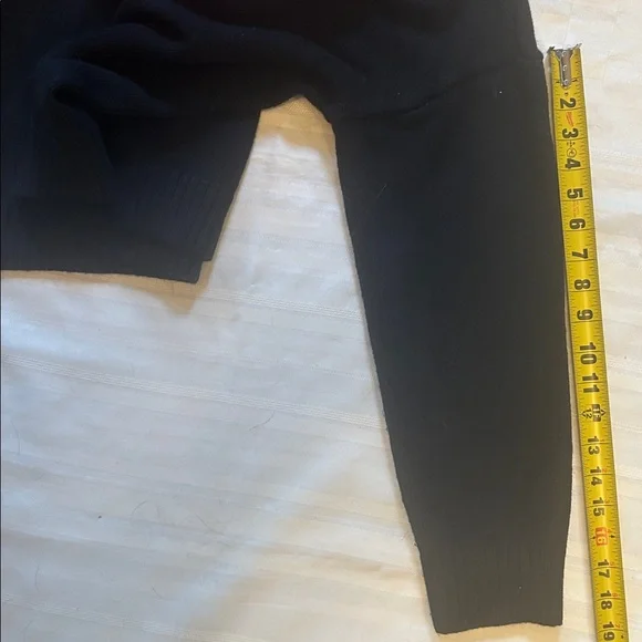 Sweater with American Flag Design - Picture 8 of 9